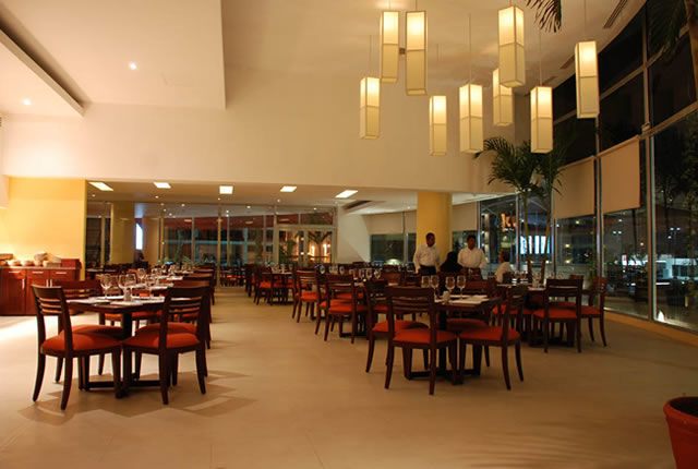 Krystal Urban Cancun & Beach Club Exteriér fotografie